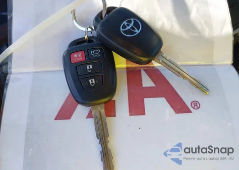 2015 Toyota Highlander Le Plus V6 from USA, damaged, VIN 5TDBKRFH2FS084378